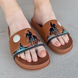 NWOT Rowdy Crowd Brown Saddle Bum Slides Size 12